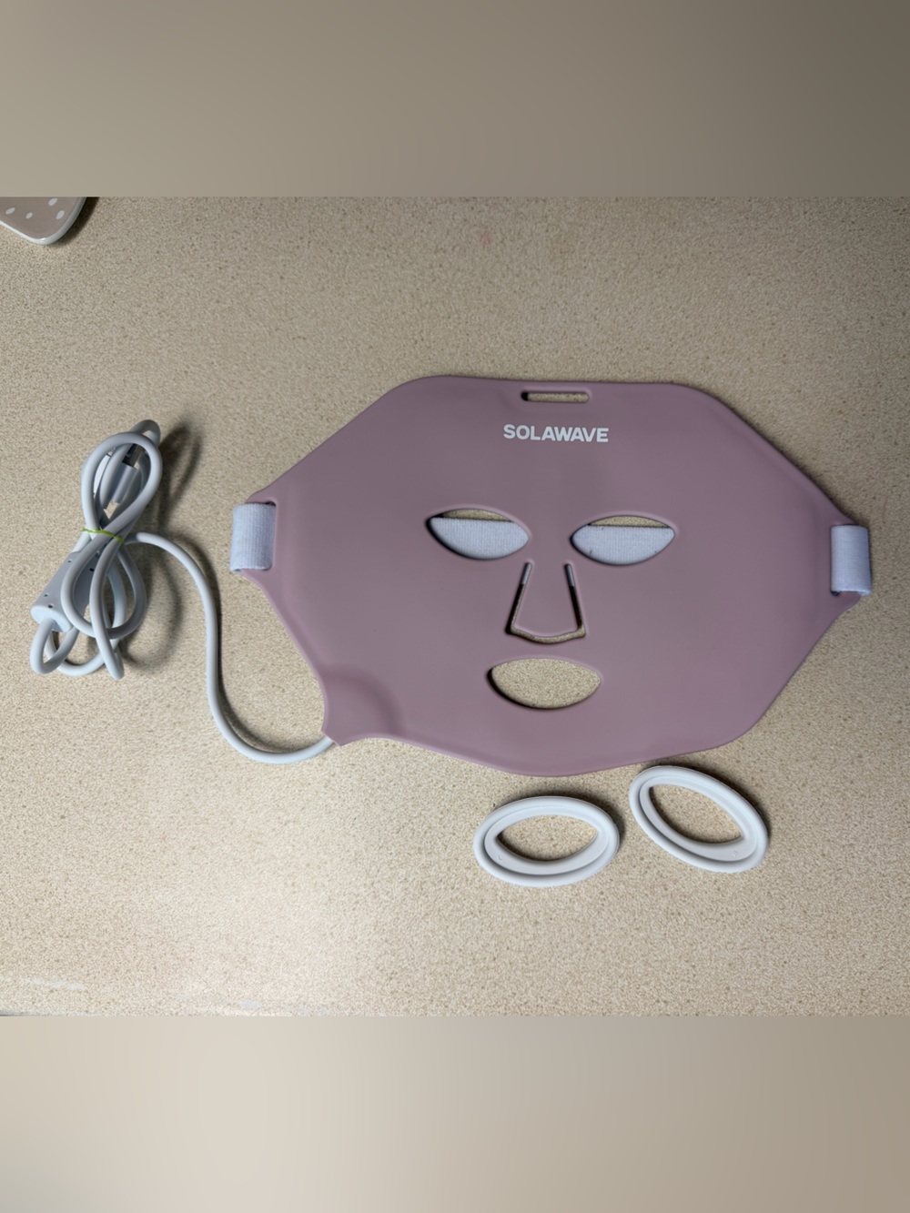 SOLAWAVE LED Facial Mask - Picture 2 of 5